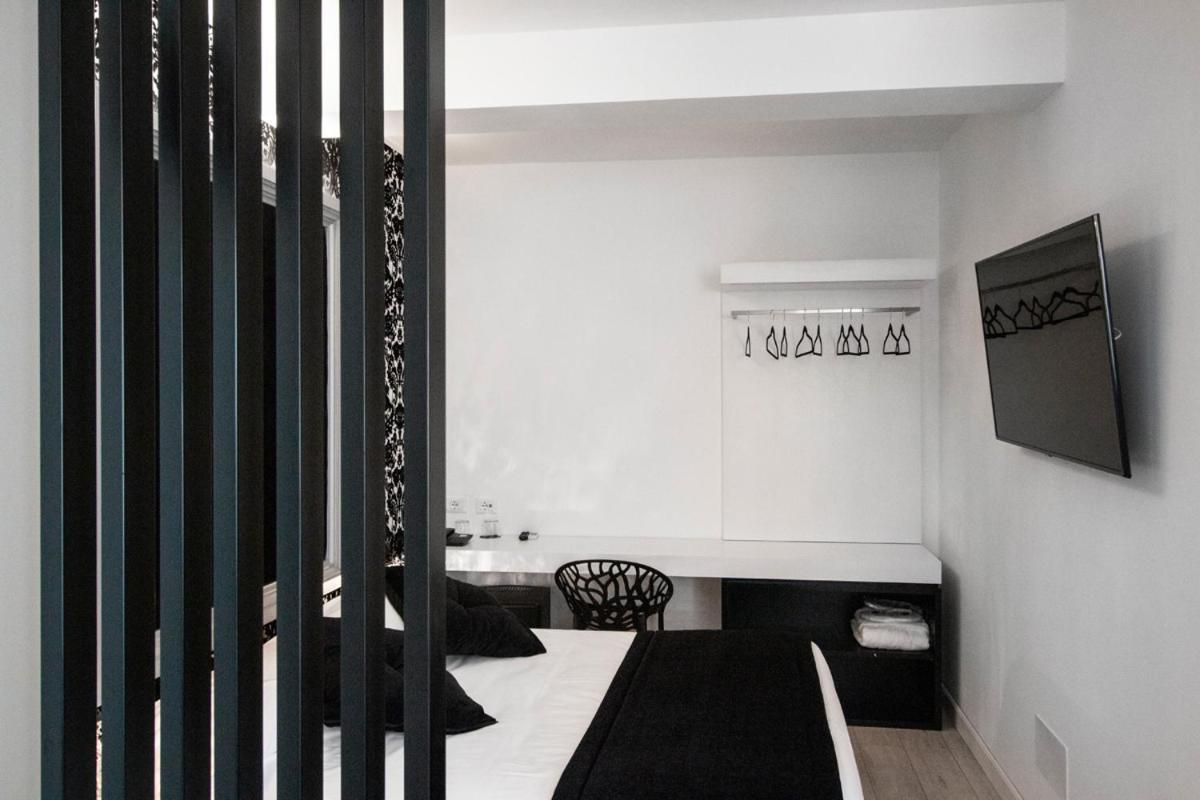 Hotel La Compagnia Del Viaggiatore Λ' Άκουιλα Εξωτερικό φωτογραφία