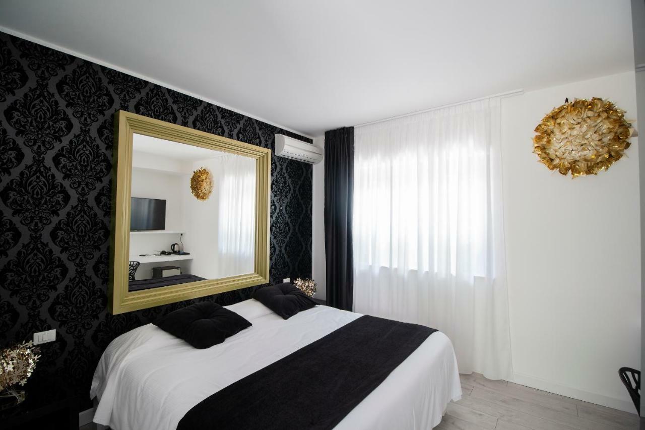 Hotel La Compagnia Del Viaggiatore Λ' Άκουιλα Εξωτερικό φωτογραφία